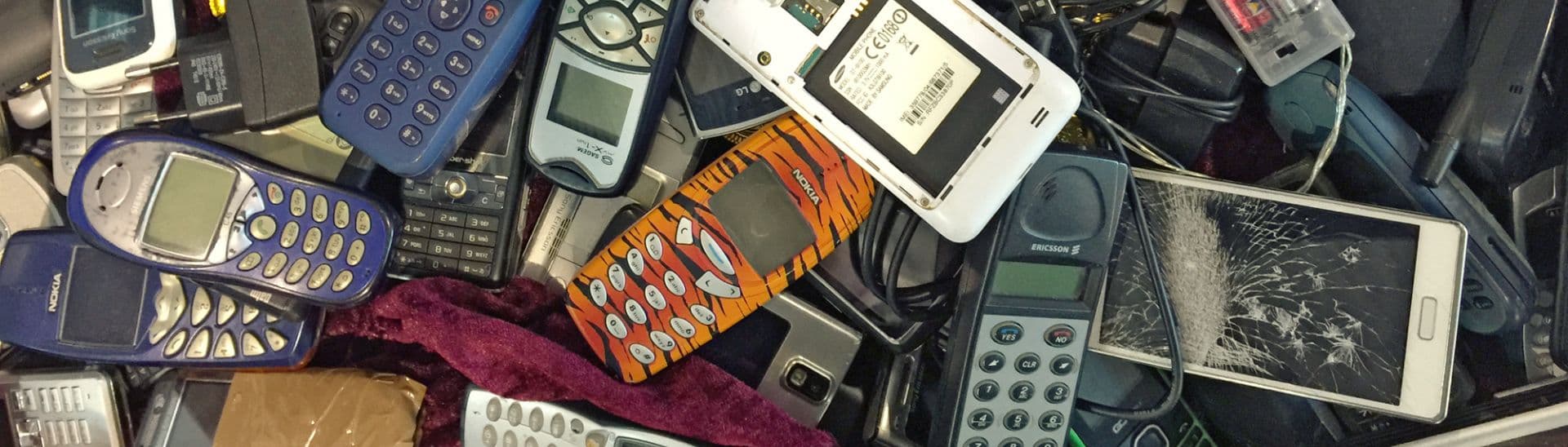 Retro ablak: A leglegendásabb gombos telefonok, amiket mind szerettünk
